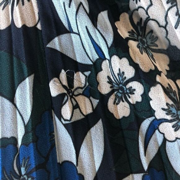 Keepsake the Label Seasons Off the Shoulder Dress - Picture 12 of 16